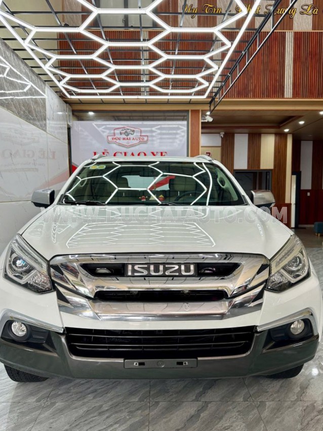 Isuzu MU-X 1.9 4X2 MT 2019