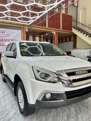 Xe Isuzu MU-X 1.9 4X2 MT 2019